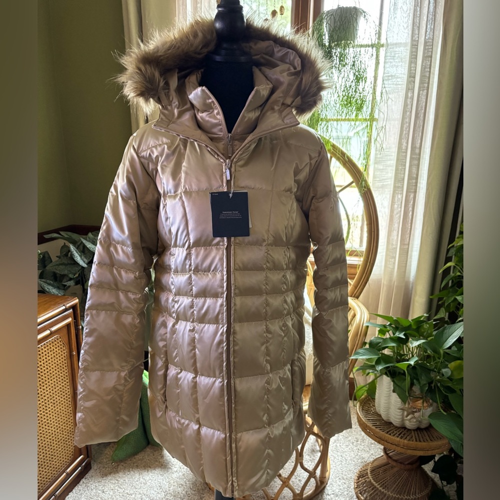 Lands' End Women's Gold/Beige Puffer Coat with Faux Fur Hood